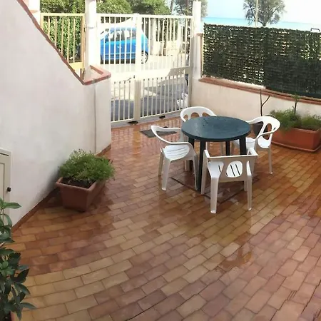 L' Appartamento Sul Mare Agnone Bagni Esterno foto